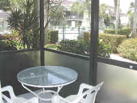 island_manor_lanai1.jpg (131303 bytes)